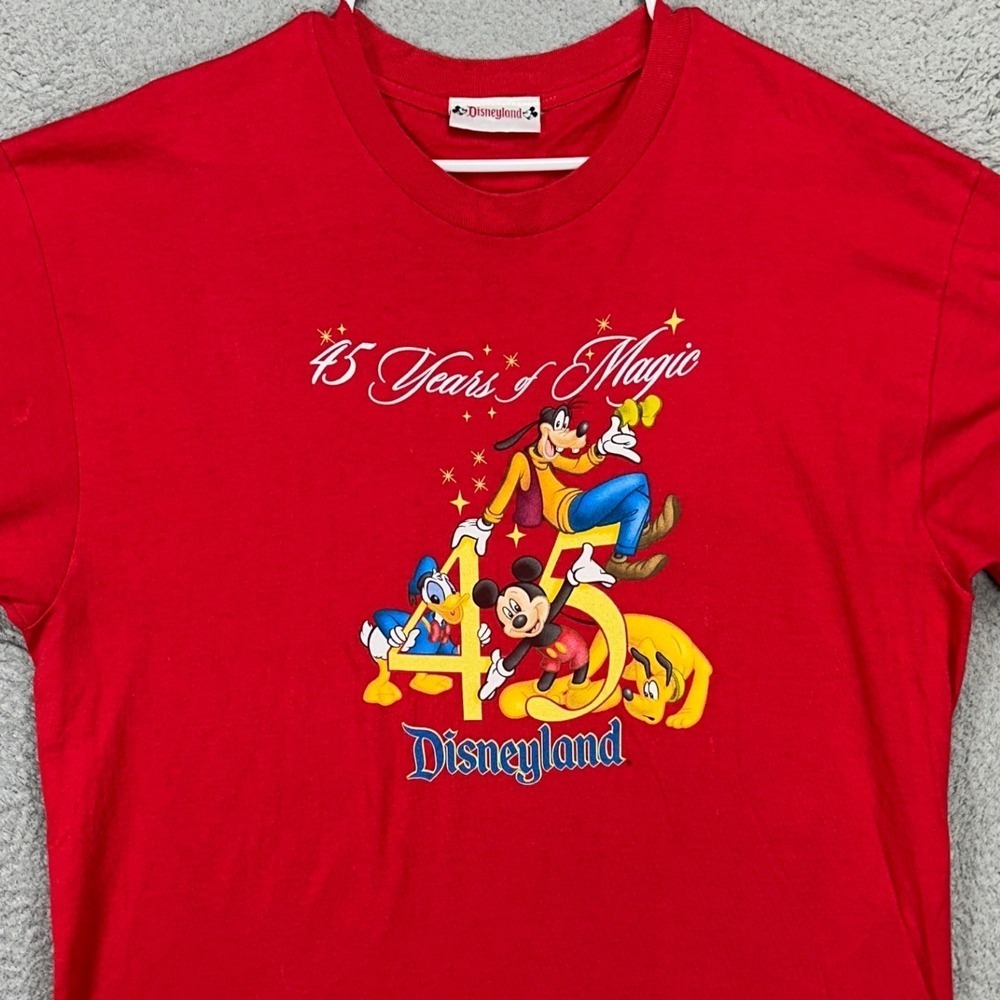 VINTAGE Disneyland T-Shirt Tee Mens XL Red 45 Year Of Magic Mickey Goofy Donald